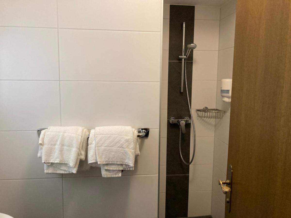 Dorfgasthof Hotel Staberhof Kellerberg المظهر الخارجي الصورة