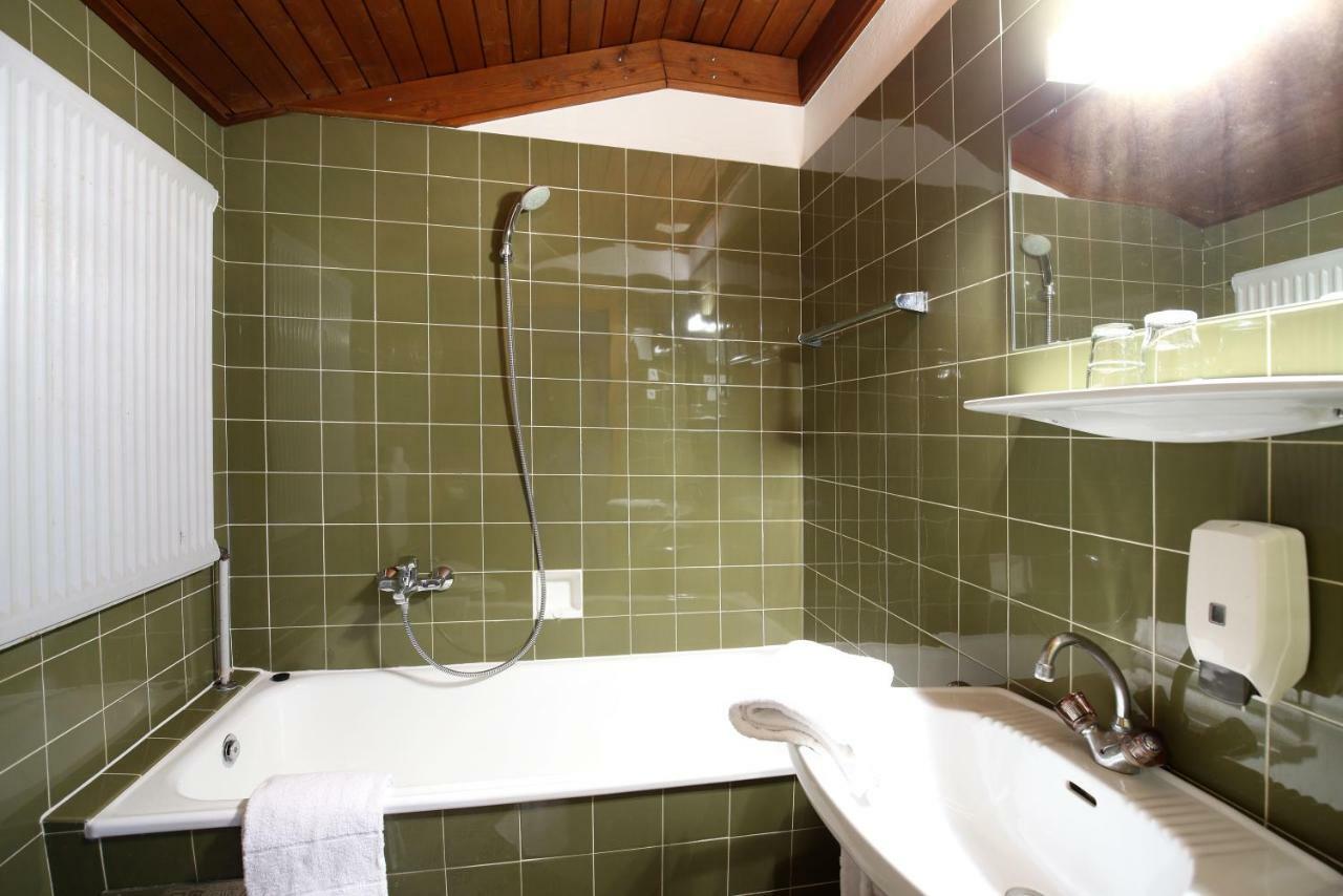 Dorfgasthof Hotel Staberhof Kellerberg المظهر الخارجي الصورة